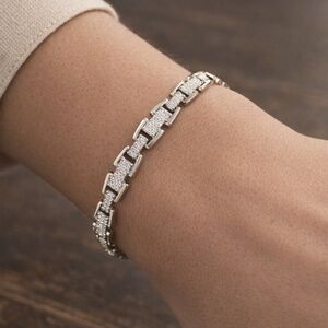 White Gold Diamond Link Bracelet